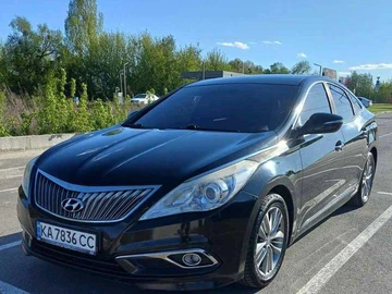 Авто Hyundai Grandeur 2015 № 8743424