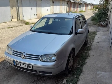 Авто Volkswagen Golf 2003 № 8743449