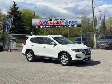 Авто Nissan Rogue 2017 № 8743515