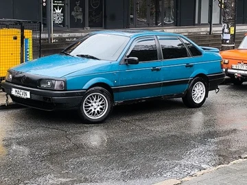 Авто Volkswagen Passat Variant 1991 № 8743629