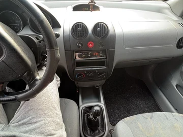 Авто Chevrolet Aveo 2005 № 8743717