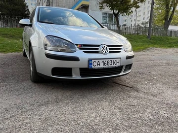 Авто Volkswagen Golf 2004 № 8743802