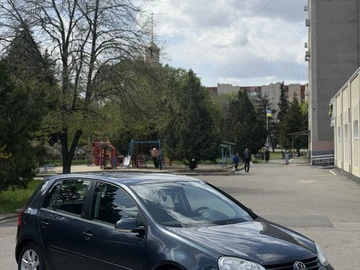 Авто Volkswagen Golf 2005 № 8743856