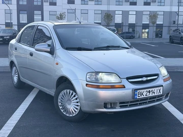 Авто Chevrolet Aveo 2005 № 8744086