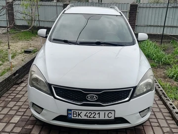 Авто KIA Cee X27 D 2012 № 8744284