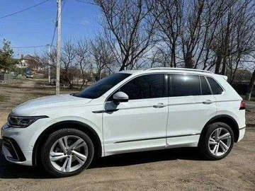 Авто Volkswagen Tiguan 2021 № 8744293