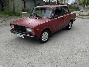 Авто ВАЗ 2107 1983 № 8744321