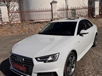 Авто Audi A4 2018 № 8744330