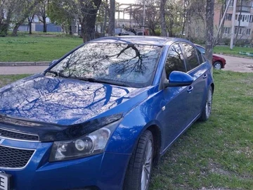 Авто Chevrolet Cruze 2010 № 8744350