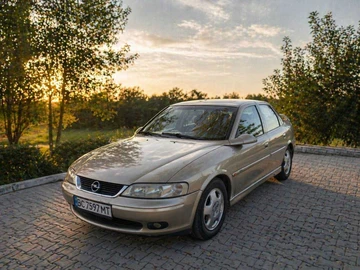 Авто Opel Vectra 1999 № 8744352
