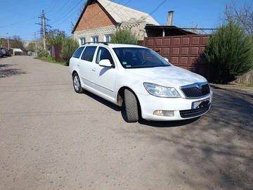 Авто Skoda Octavia 2010 № 8744504