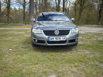 Авто Volkswagen Passat Sedan 2005 № 8744507