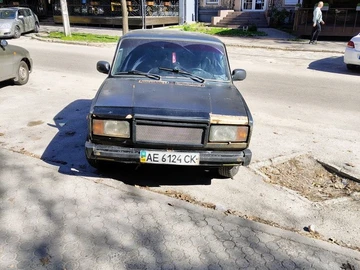 Авто ВАЗ 2107 1991 № 8744585