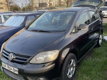 Авто Volkswagen Golf Plus 2008 № 8744717