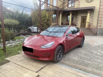 Авто Tesla Model 3 2018 № 8744813
