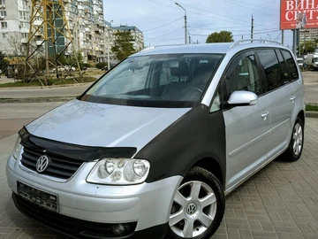 Авто Volkswagen Touran 2005 № 8744815