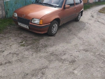 Авто Opel Kadett 1984 № 8744869