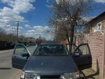 Авто Ford Sierra 1990 № 8744896