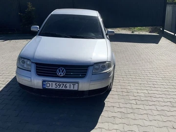 Авто Volkswagen Passat Sedan 2000 № 8744944