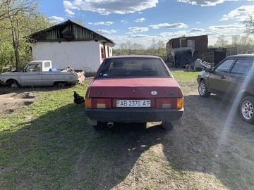 Авто ВАЗ 21099 1993 № 8744971