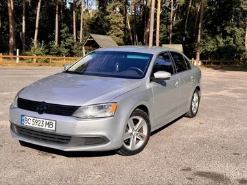 Авто Volkswagen Jetta 2012 № 8745093