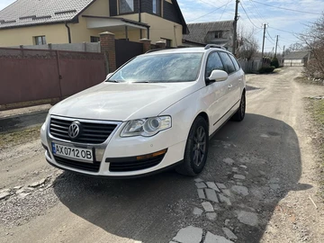 Авто Volkswagen Passat Variant 2009 № 8745143