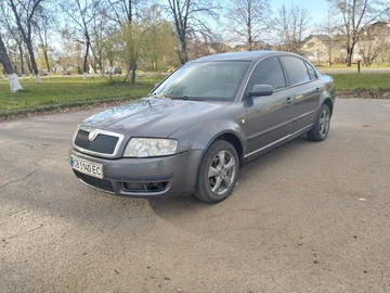 Авто Skoda Superb 2002 № 8745177