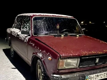 Авто ВАЗ 2105 1986 № 8745395