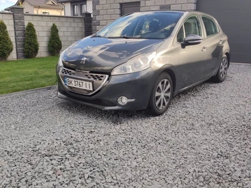 Авто Peugeot 208 2012 № 8745416