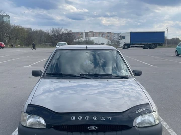 Авто Ford Escort 1998 № 8745424