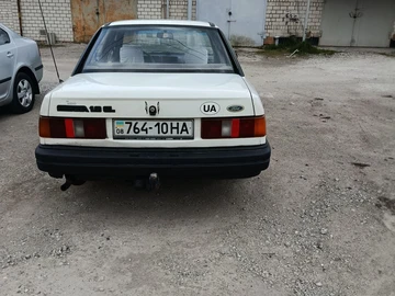 Авто Ford Sierra 1988 № 8745471