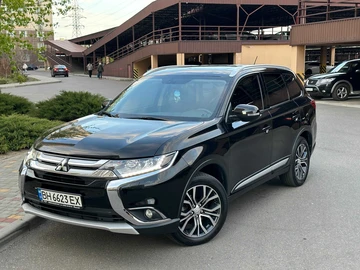 Авто Mitsubishi Outlander 2015 № 8745565