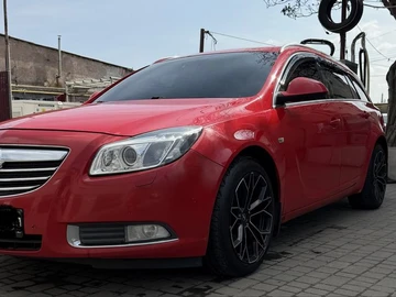 Авто Opel Insignia 2010 № 8745566
