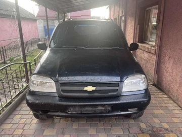 Авто Chevrolet Niva 2006 № 8745570