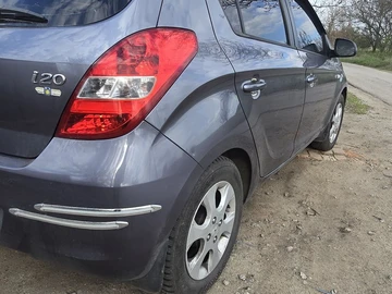 Авто Hyundai Dynasty 2009 № 8745608