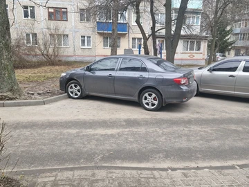 Авто Toyota Corolla 2011 № 8745647