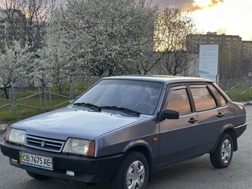 Авто ВАЗ 21099 1992 № 8745649