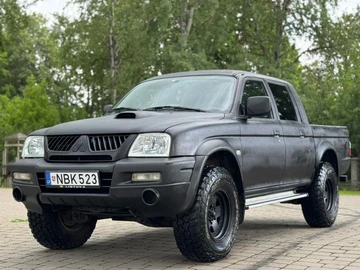 Авто Mitsubishi L 200 2003 № 8745795