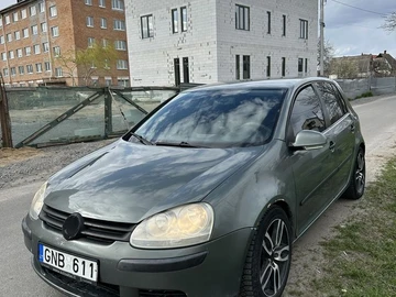 Авто Volkswagen Golf 2005 № 8746066