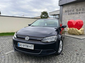 Авто Volkswagen Jetta 2013 № 8746110