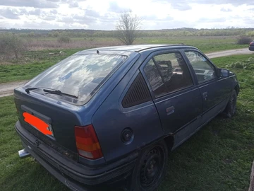 Авто Opel Kadett 1986 № 8746268