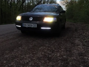 Авто Volkswagen Passat Variant 1999 № 8746295