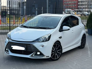 Авто Toyota Prius 2017 № 8746311