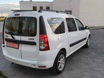 Авто Dacia Logan 2009 № 8746313