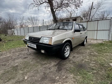 Авто ВАЗ 2109 2001 № 8746375