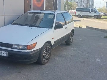 Авто Mitsubishi Colt 1989 № 8746587