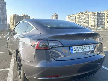 Авто Tesla Model 3 2020 № 8746597