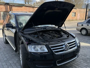 Авто Volkswagen Touareg 2003 № 8746779