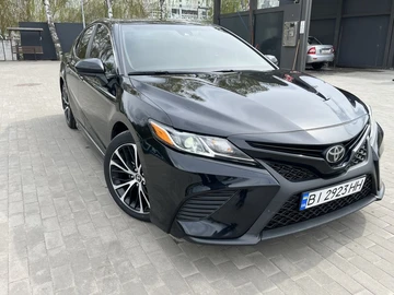 Авто Toyota Camry 2018 № 8746796