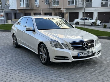 Авто Mercedes E Серия 2012 № 8746897